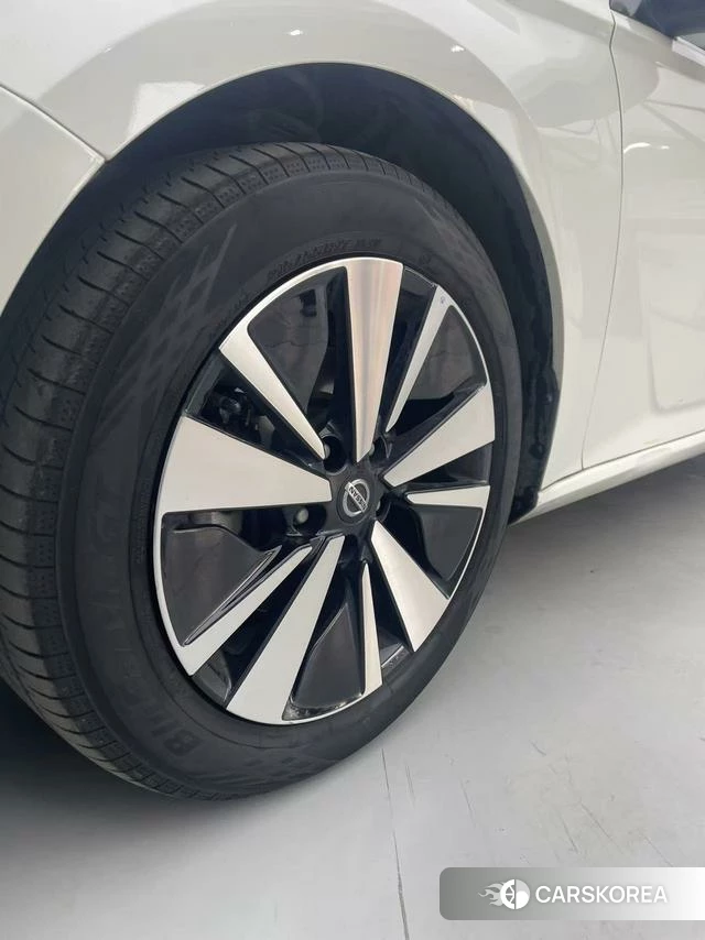 Nissan Teana 2022 Белый из Китая, фото 5