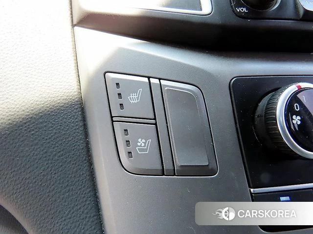 Hyundai The New Grand Starex 2018 Серебряный из Кореи, фото 5