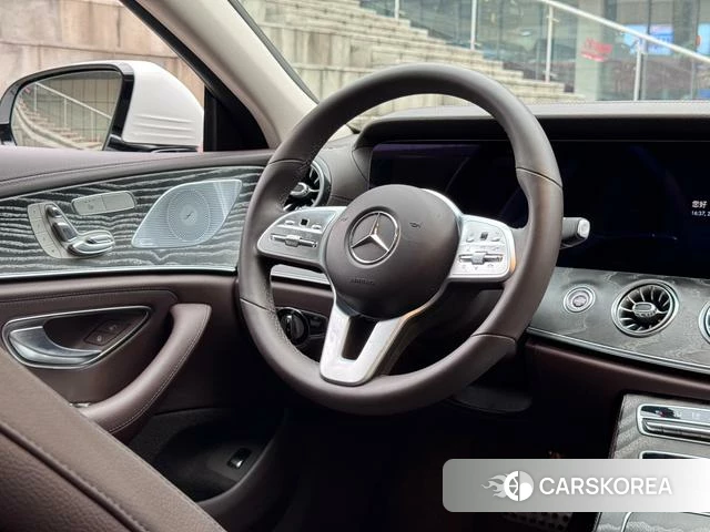 Mercedes-Benz CLS 2021 Белый из Китая, фото 5