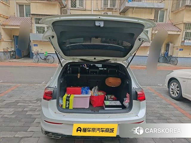 Volkswagen Golf 2022 Белый из Китая, фото 5
