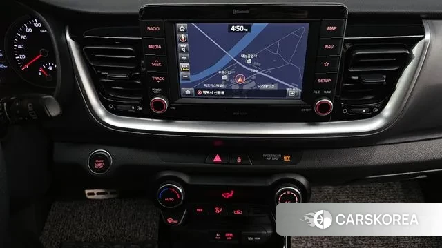 Kia Stonic 2018 Белый из Кореи, фото 5