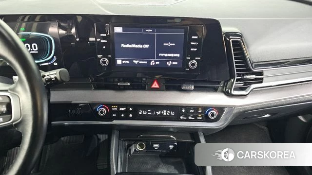 Kia Sportage 5th Generation Hybrid 2022 Белый из Кореи, фото 5