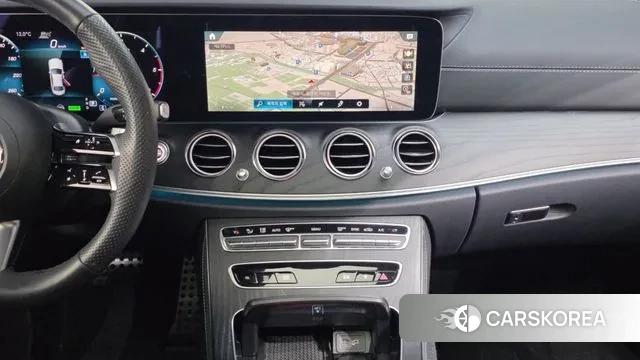 Mercedes-Benz E-Class W213 2023 Белый из Кореи, фото 5