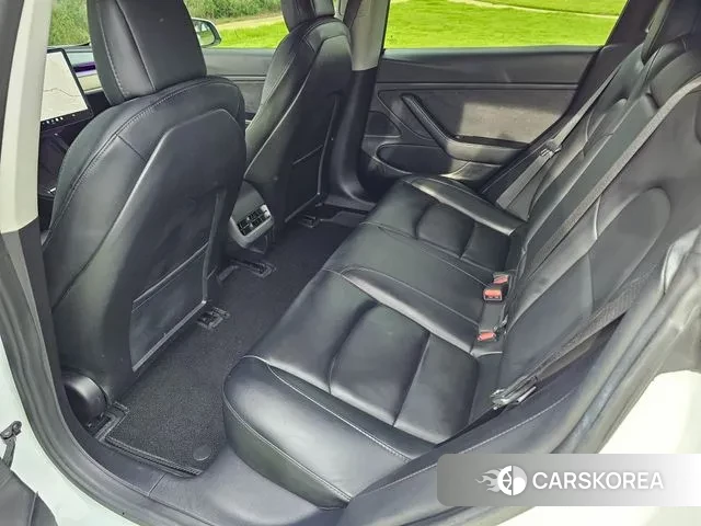 Tesla Model 3 2021 Белый из Кореи, фото 5