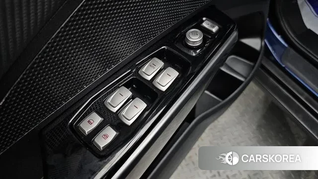 Ssangyong Tivoli Armor 2018 Синий из Кореи, фото 5