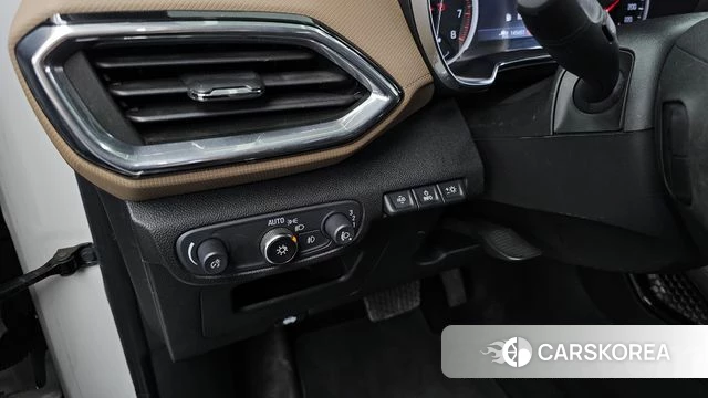 Chevrolet (GM Daewoo) Trailblazer 2021 Белый из Кореи, фото 5