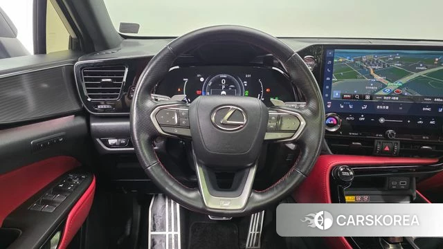 Lexus NX450h + 2nd generation 2024 Серебристо-серый из Кореи, фото 5