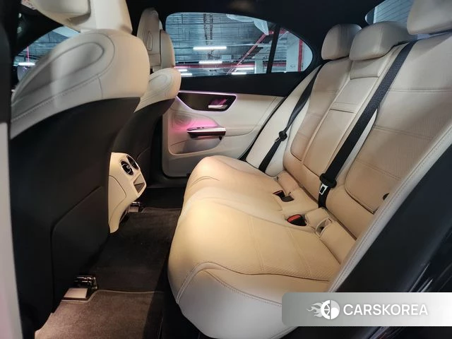 Mercedes-Benz C-Class W206 2025 Черный из Кореи, фото 5