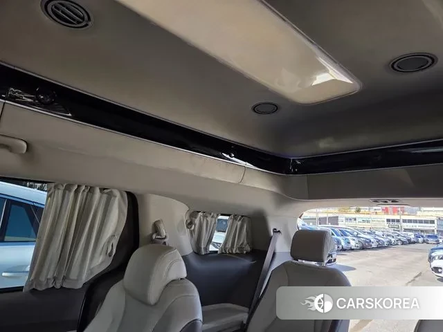 Kia Carnival 4th generation 2023 Белый из Кореи, фото 5