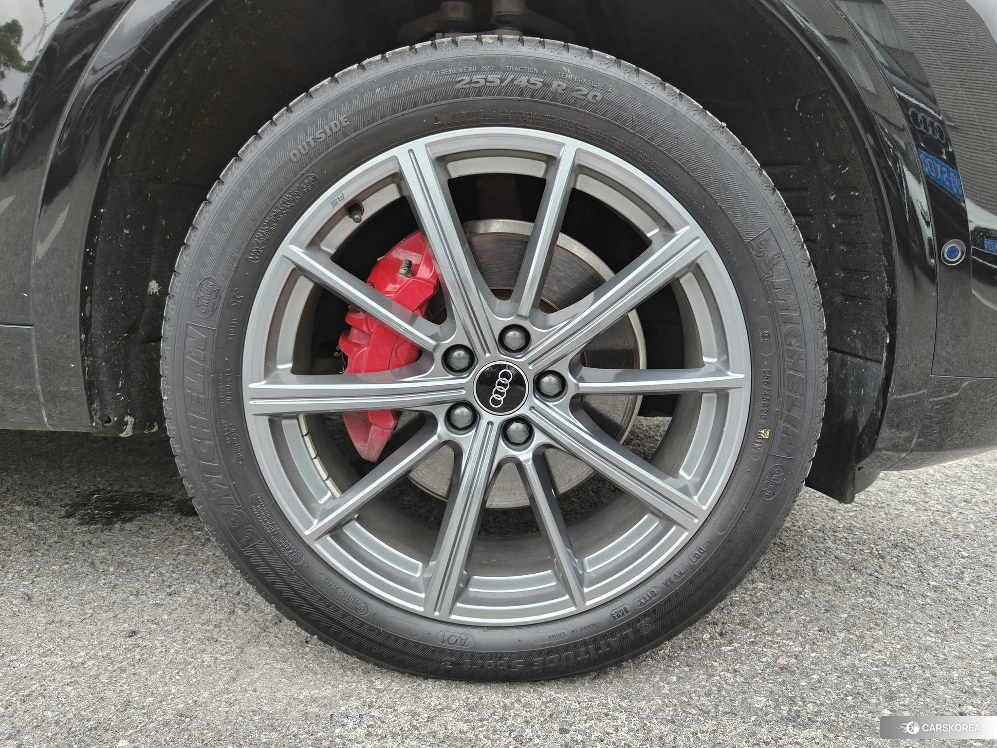 Audi Q5L 2021 Черный из Китая, фото 5