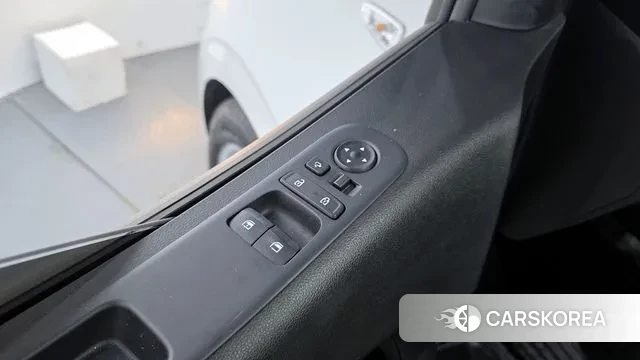 Hyundai Staria 2021 Белый из Кореи, фото 5