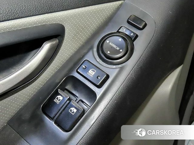 Hyundai The New Grand Starex 2020 Серебристо-серый из Кореи, фото 5