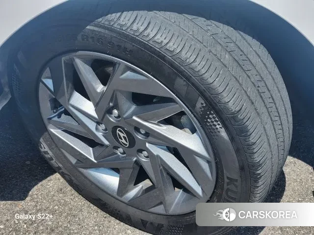 Hyundai The New Avante (CN7) 2023 Белый из Кореи, фото 5