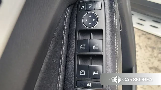 Mercedes-Benz GLE - Class W166 2018 Белый из Кореи, фото 5