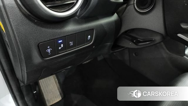 Hyundai Kona 2018 Белый из Кореи, фото 5