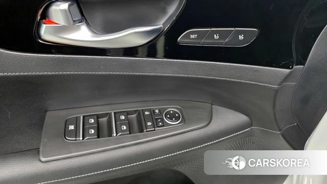 Kia The New K3 2nd generation 2023 Белый из Кореи, фото 5