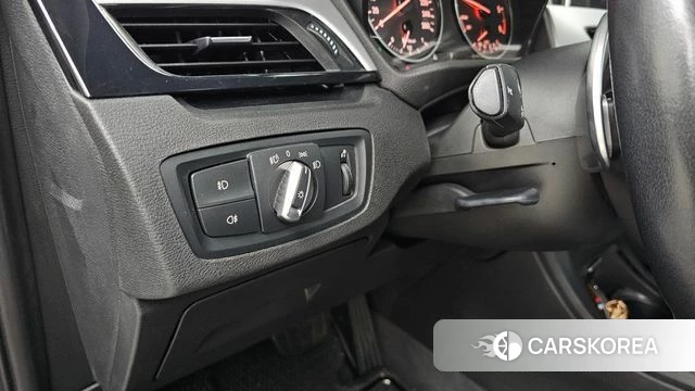 BMW X1 (F48) 2018 Белый из Кореи, фото 5