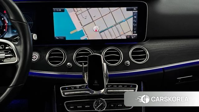 Mercedes-Benz E-Class W213 2019 Белый из Кореи, фото 5