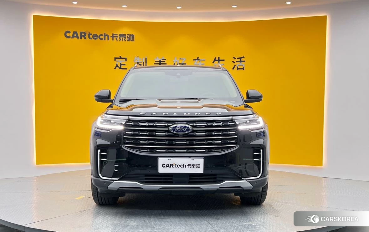 Ford Explorer 2022 Черный из Китая, фото 5