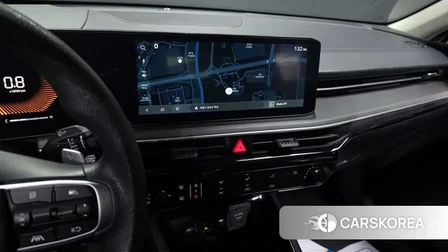 Kia The New K5 3rd generation 2024 Белый из Кореи, фото 5