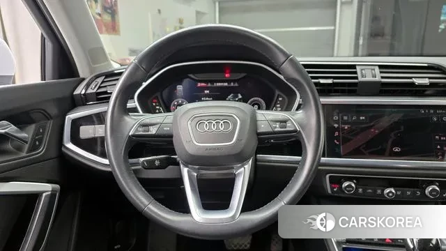 Audi Q3 (F3) 2020 Белый из Кореи, фото 5