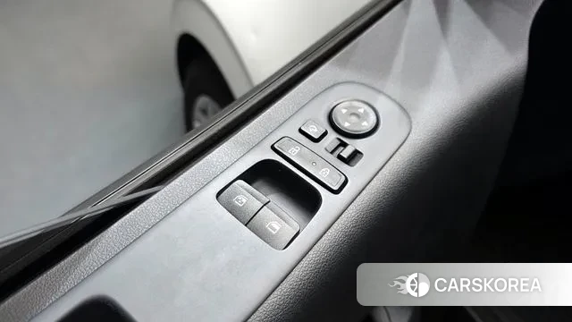 Hyundai Staria 2021 Белый из Кореи, фото 5