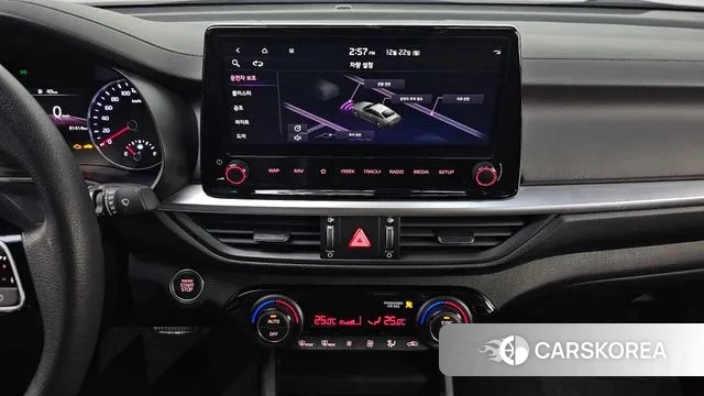 Kia The New K3 2nd generation 2022 Серый из Кореи, фото 5