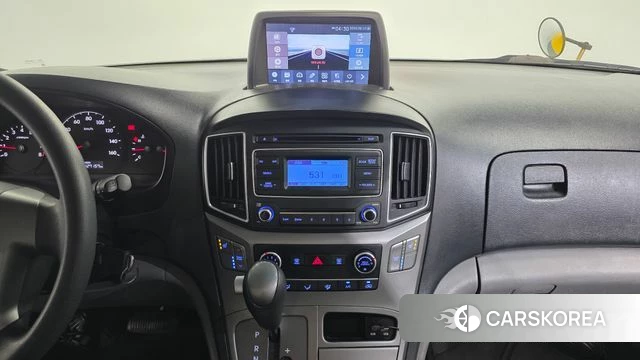 Hyundai The New Grand Starex 2019 Желтый из Кореи, фото 5