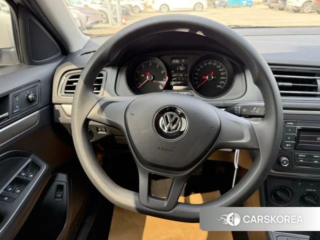 Volkswagen Lavida 2022 Белый из Китая, фото 5