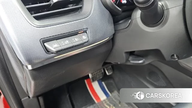 Renault Korea (Samsung) XM3 2022 Красный из Кореи, фото 5