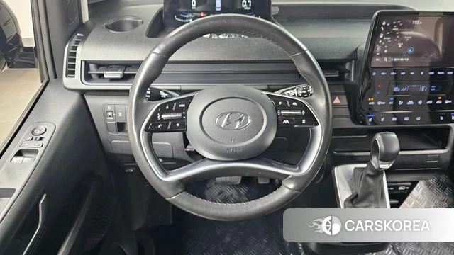 Hyundai Staria 2023 Серый из Кореи, фото 5