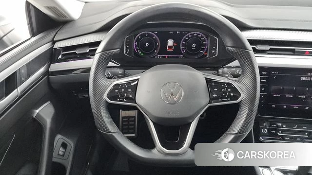 Volkswagen Arteon 2022 Белый из Кореи, фото 5