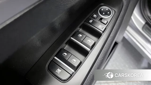 Kia The New K3 2nd generation 2022 Серебристо-серый из Кореи, фото 5