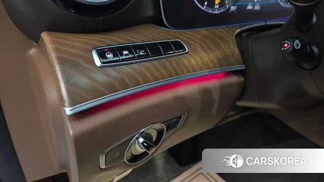 Mercedes-Benz E-Class W213 2020 Белый из Кореи, фото 5