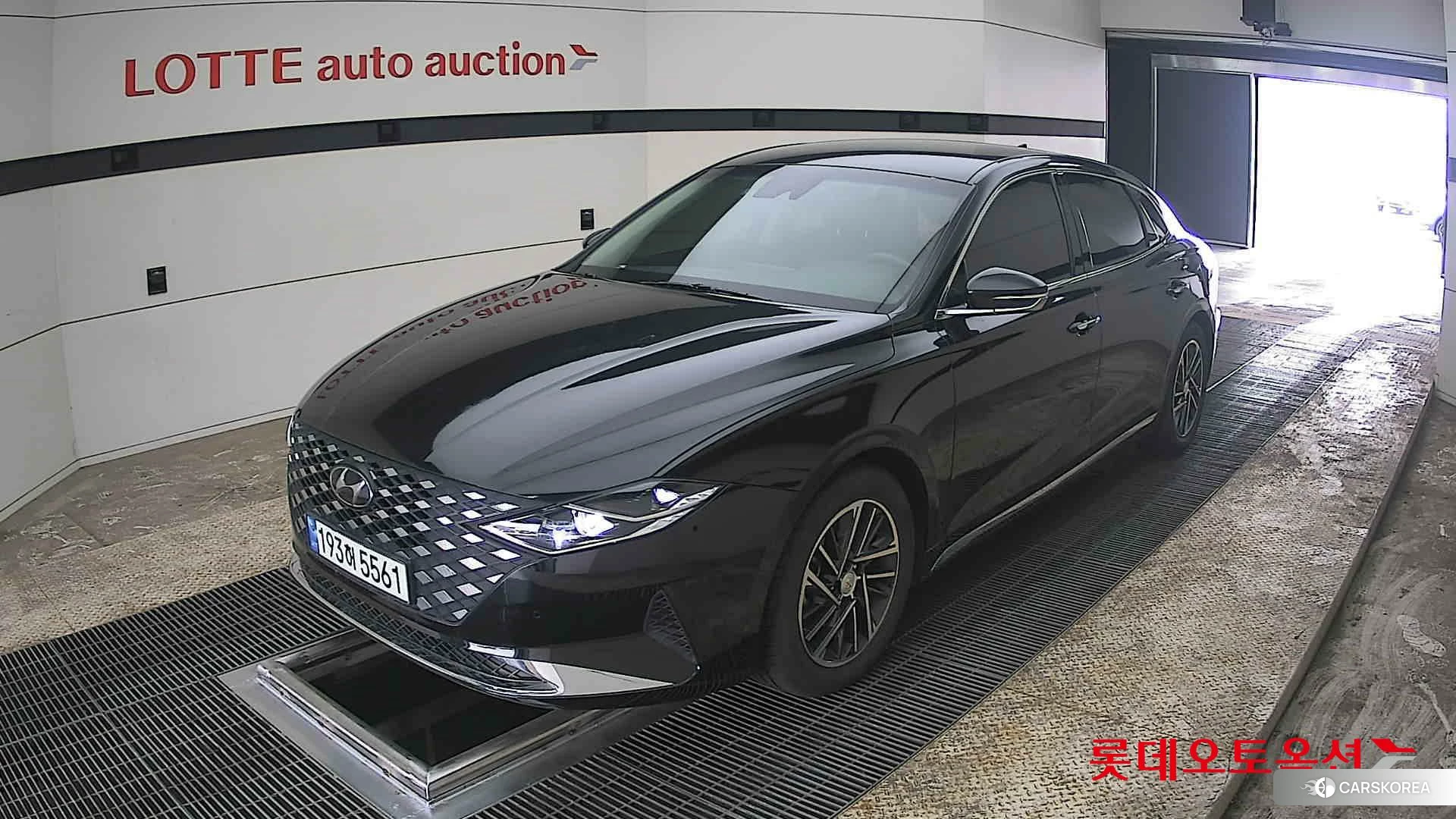 Hyundai Grandeur 2023 Abyss Black Pearl из Кореи, фото 5