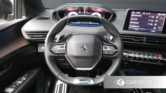 Peugeot 5008 second generation 2023 Белый из Кореи, фото 5