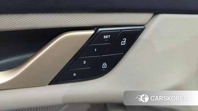 Porsche Taycan 2024 Белый из Кореи, фото 5
