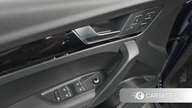 Audi Q5 (FY) 2024 Синий из Кореи, фото 5