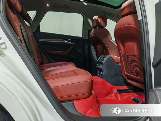 Audi Q5L 2022 Белый из Китая, фото 5