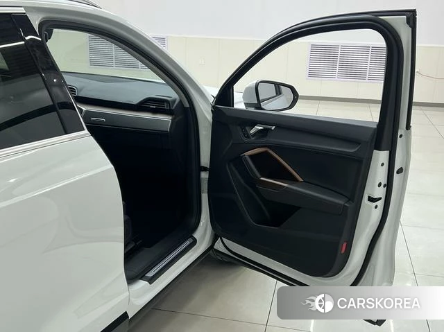 Audi Q3 2021 Белый из Китая, фото 5
