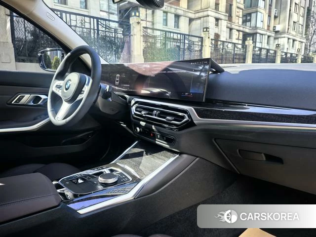 BMW 3 series 2023 Белый из Китая, фото 5