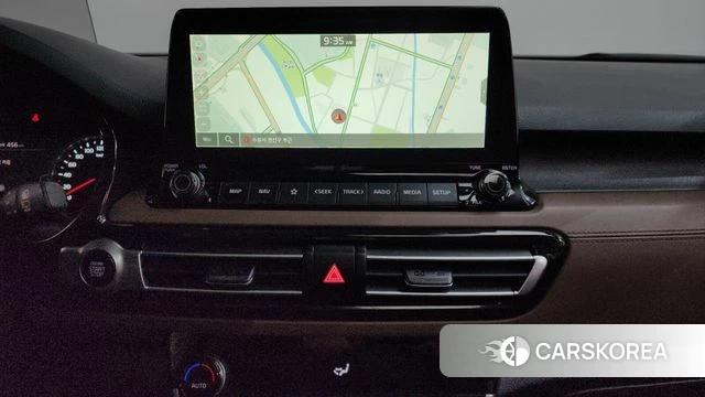 Kia Seltos 2022 Белый из Кореи, фото 5