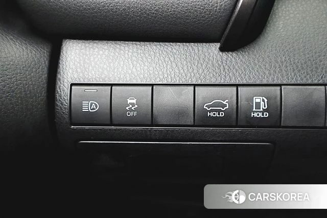 Toyota Camry (XV70) 2022 Серый из Кореи, фото 5