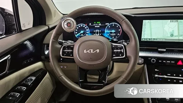 Kia Carnival 4th generation 2023 Черный из Кореи, фото 5