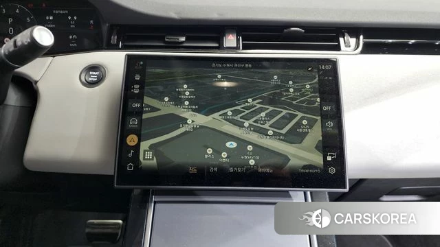 Land Rover Range Rover Evoque 2nd Generation 2024 Белый из Кореи, фото 5