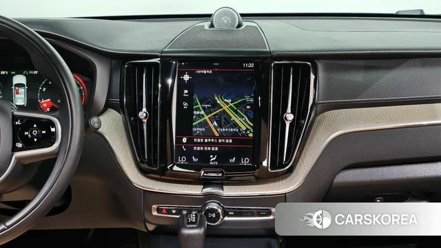 Volvo XC60 second Generation 2018 Черный из Кореи, фото 5