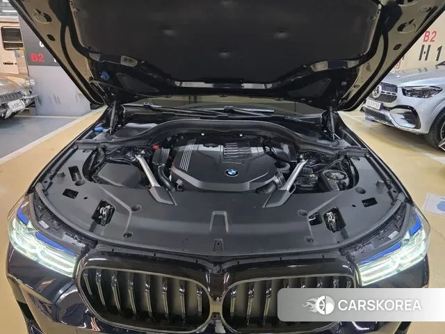 BMW 6 Series GT (G32) 2022 Черный из Кореи, фото 5