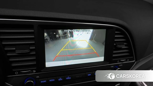 Hyundai Avante AD 2018 Белый из Кореи, фото 5