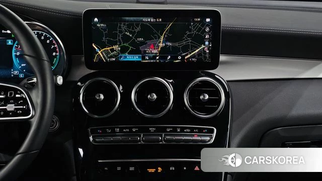 Mercedes-Benz GLC-Class X253 2022 Белый из Кореи, фото 5