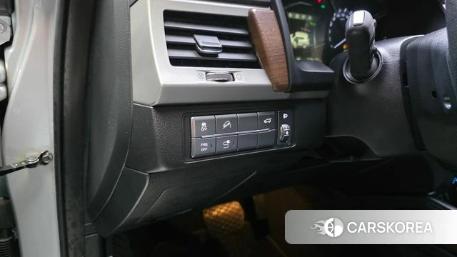 Ssangyong G4 Rexton 2018 Серебряный из Кореи, фото 5